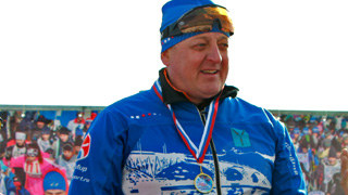 Глава ГУ МЧС выиграл VIP-забег «Саратовской лыжни»