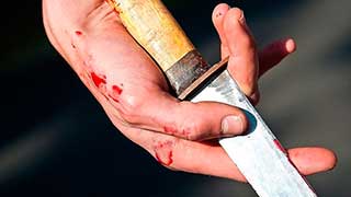 Житель Балашова порезал приехавшего из Якутии брата Житель Балашова порезал приехавшего из Якутии брата