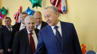 Валерий Радаев начал сокращения в областном правительстве