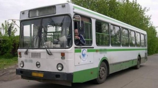 В Саратове один автобус обслужил за утро сразу три маршрута