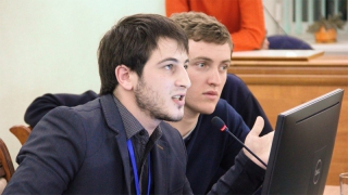 18-летний студент считает невероятной свою победу на праймериз 18-летний студент считает невероятной свою победу на праймериз