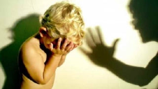 Суд отказался заключать под стражу обвиняемого в истязании ребенка Суд отказался заключать под стражу обвиняемого в истязании ребенка