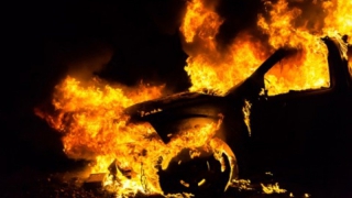 Ночью сгорел фургон «Мерседес» Ночью сгорел фургон «Мерседес»