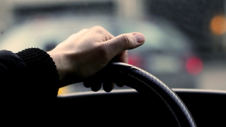 Криминальный дуэт избил и обворовал таксиста Криминальный дуэт избил и обворовал таксиста