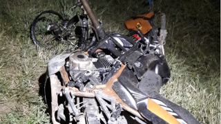 На Усть-Курдюмском шоссе мотоциклист разбился в ДТП с «БМВ»