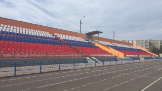 Сергей Суровов проверил ход ремонтных работ на стадионе «Олимп»