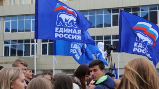 В Саратове прошел митинг ЕР в благодарность избирателям