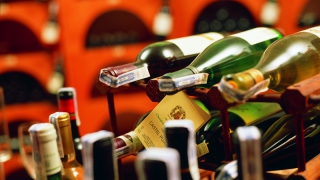 Акцизы на вино предложено увеличить в 2 раза Акцизы на вино предложено увеличить в 2 раза