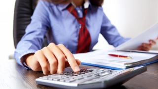 Няни и репетиторы в России станут предпринимателями Няни и репетиторы в России станут предпринимателями