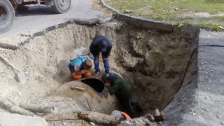 В Кировском районе прикрыта задвижка водовода большого диаметра В Кировском районе прикрыта задвижка водовода большого диаметра