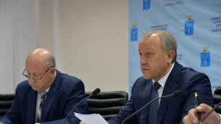Радаев обещал за срыв госпрограммы «серьезные кадровые решения»