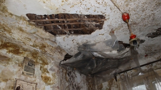 Жильцы дома с бомжами в Саратове обязаны самостоятельно переселиться Жильцы дома с бомжами в Саратове обязаны самостоятельно переселиться