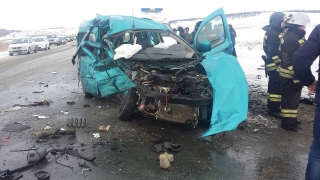 Трое взрослых и младенец погибли в автокатастрофе под Саратовом