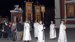 В пасхальных богослужениях приняли участие более 16 тысяч саратовцев