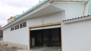 Владельцы ФОК «Южный» устроили несанкционированную автомойку у спортобъекта Владельцы ФОК «Южный» устроили несанкционированную автомойку у спортобъекта