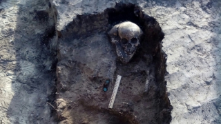 На Увеке нашли скелеты и старинные монеты