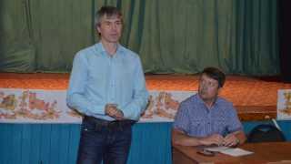 В Петровском районе Вадиму Рогожину рассказали о проблемах жизни на селе