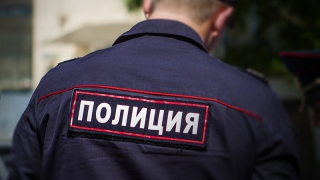 Полицейский заступился за девушек, отказавших в знакомстве хулигану Полицейский заступился за девушек, отказавших в знакомстве хулигану