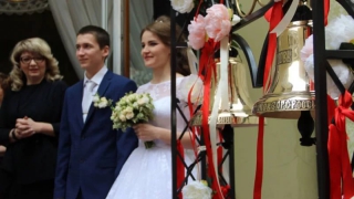 В Саратове в День города ожидается свадебный бум В Саратове в День города ожидается свадебный бум