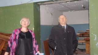Губернатор поручил отремонтировать разрушенный спортзал в ртищевском ДК
