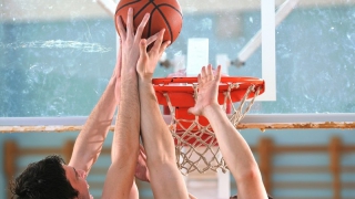 Баскетболисты саратовского «Автодора» победили эстонский «Калев» Баскетболисты саратовского «Автодора» победили эстонский «Калев»