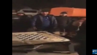 В сквере на Рахова рабочий угрожал взорвать прохожего с видеокамерой В сквере на Рахова рабочий угрожал взорвать прохожего с видеокамерой