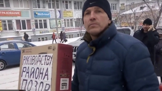 В Балашове полиция задержала участника протестных акций против Щербаковой
