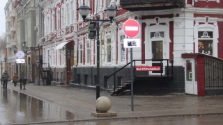 В Саратове на Волжской появились светофоры для пешеходов