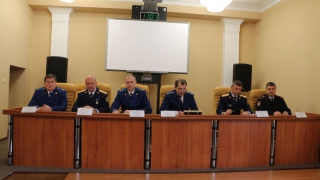 В Саратовской области после прокурорских проверок своих постов лишились 34 служащих и 27 депутатов
