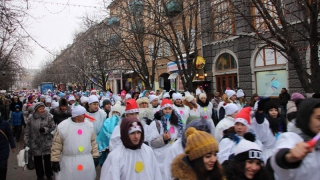 В мэрии Саратова опровергли принудительное участие в параде снеговиков