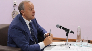 Валерий Радаев оценил отопление в высотках «Новостроя» Валерий Радаев оценил отопление в высотках «Новостроя»