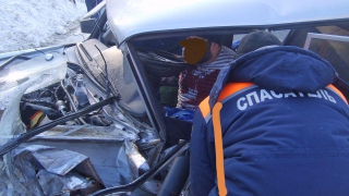 Под Хвалынском водитель «семерки» устроил массовую аварию