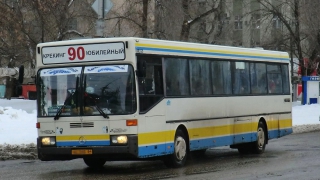 В Заводском районе произошло столкновение автобусов №90 и №6