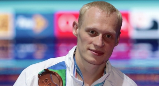 Илья Захаров завоевал серебро на Мировой серии по прыжкам в воду