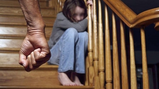 Балашовский педофил больше полугода насиловал свою дочь. Вынесен приговор Балашовский педофил больше полугода насиловал свою дочь. Вынесен приговор