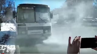 Во Владимире загорелся автобус, который вез журналистов проверять ТЦ