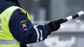 В Хвалынске пьяный водитель пытался убить лейтенанта полиции
