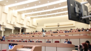 В Саратовской облдуме увеличат число «платных» депутатов и размер фонда помощников