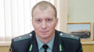 Холостой глава УФССП по Саратовской области живет без дома и машин Холостой глава УФССП по Саратовской области живет без дома и машин