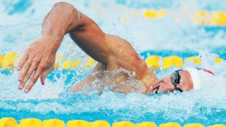 Пловец из Саратова награжден благодарностью президента РФ Пловец из Саратова награжден благодарностью президента РФ