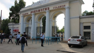 Саратовские болельщики возмущены работой автобусов после трансляции игр на «Локомотиве» Саратовские болельщики возмущены работой автобусов после трансляции игр на «Локомотиве»