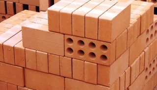 В Солнечном участок под детский парк пытались застроить многоэтажками В Солнечном участок под детский парк пытались застроить многоэтажками