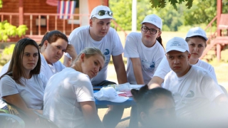 В Чардыме проходит Международная школа молодых ученых «Научная волна - 2018»