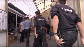 Полицейские нашли 8 торговцев-нарушителей на рынке «Привокзальный»