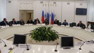 Замминистра о деньгах на дороги: «Чтобы корова хорошо доилась, надо ее хорошо кормить» Замминистра о деньгах на дороги: «Чтобы корова хорошо доилась, надо ее хорошо кормить»