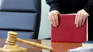 В Саратове адвоката посадили на 4 года за мошенничество на 2,2 млн рублей