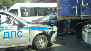 На Чернышевского полицейский автомобиль протаранил сзади «ГАЗель»