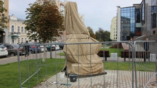 В Саратове появился памятник Юрию Киселеву