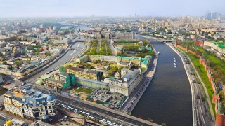 Цена средней саратовской квартиры оказалась равной 10 кв.м жилья в Москве