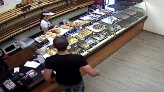 Погром в пекарне на Огородной. Подозреваемого задержали и уличили в хулиганстве Погром в пекарне на Огородной. Подозреваемого задержали и уличили в хулиганстве